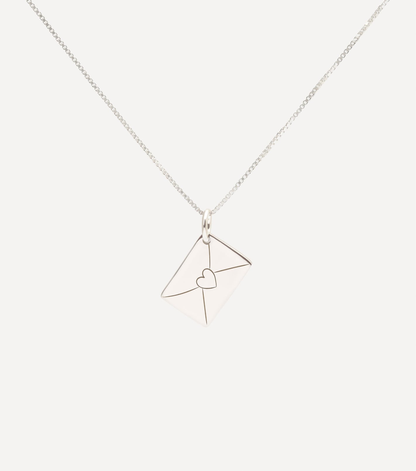Srebrny łańcuszek z zawieszką personalizowaną